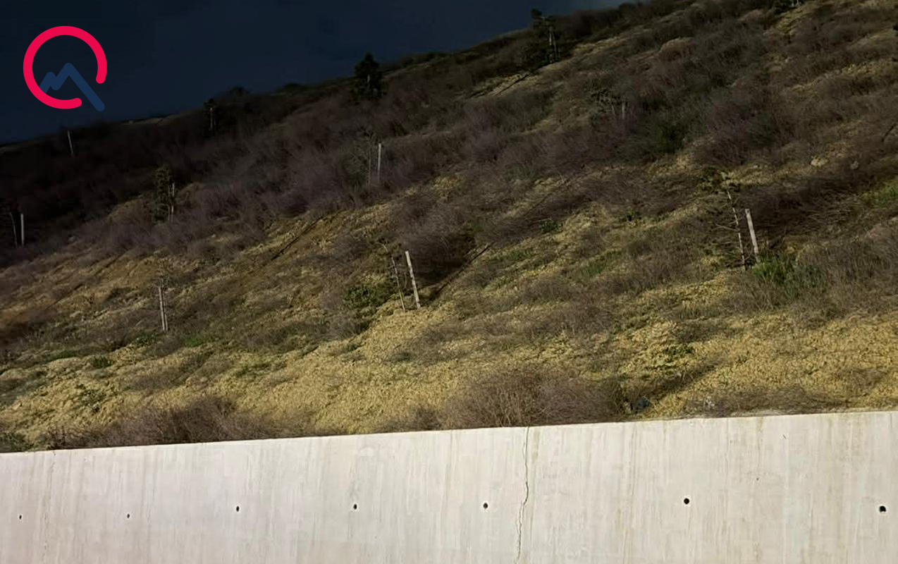 badamdar-yamacinda-surusme-tehlukesi-yarandi