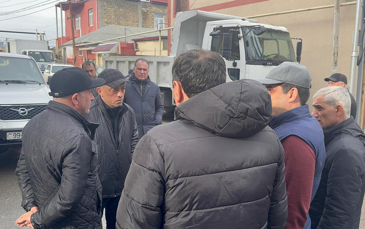 zaur-mikayilov-uzerinde-evler-tikilen-kollektorun-cokduyu-eraziye-getdi