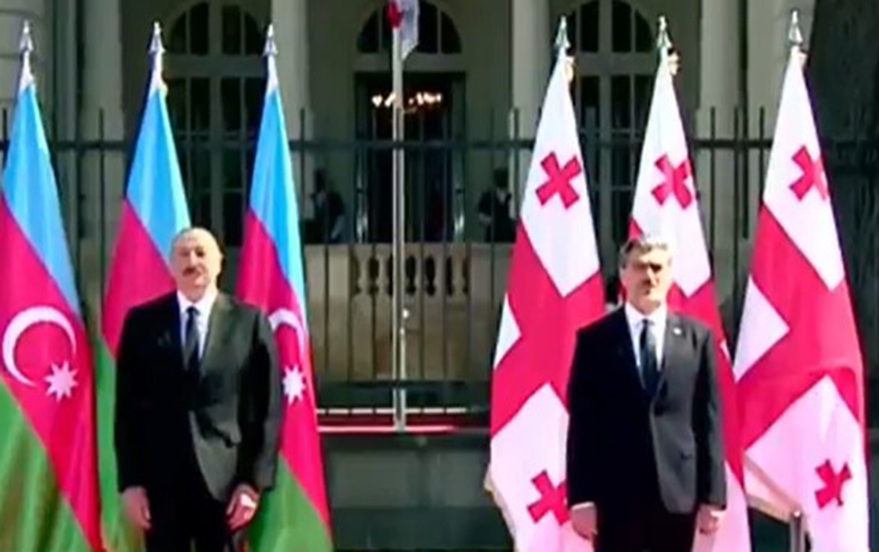 prezidentin-resmi-qarsilanma-merasimi-oldu