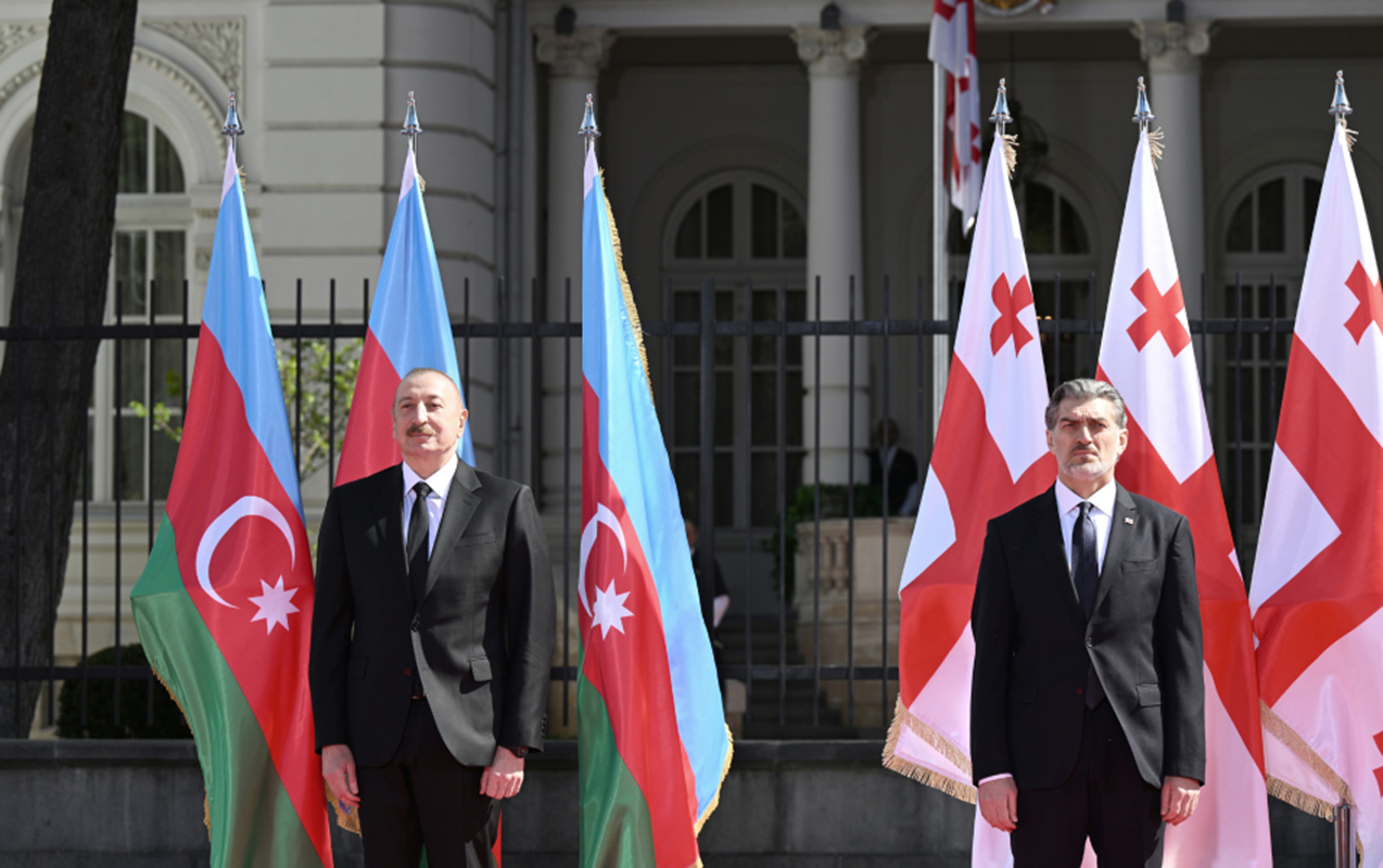 prezidentin-resmi-qarsilanma-merasimi-oldu