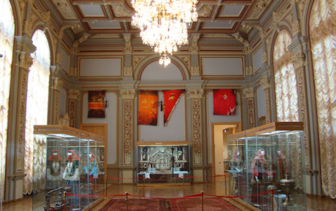 muzeyler-agentliyin-tabeliyine-verilir