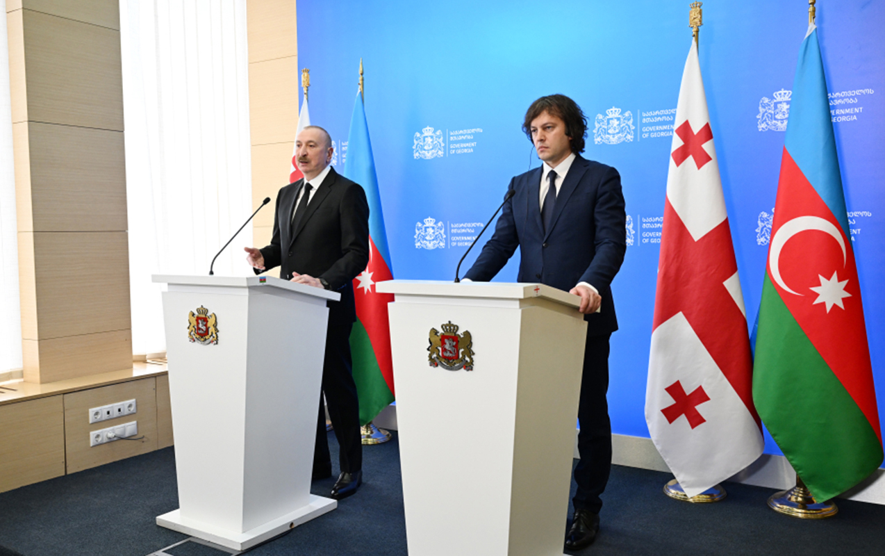 ilham-eliyevle-kobaxidze-metbuata-beyanatlarla-cixis-etdiler