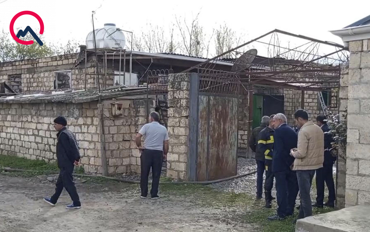 beyleqanda-besotaqli-ev-tamamile-yandi