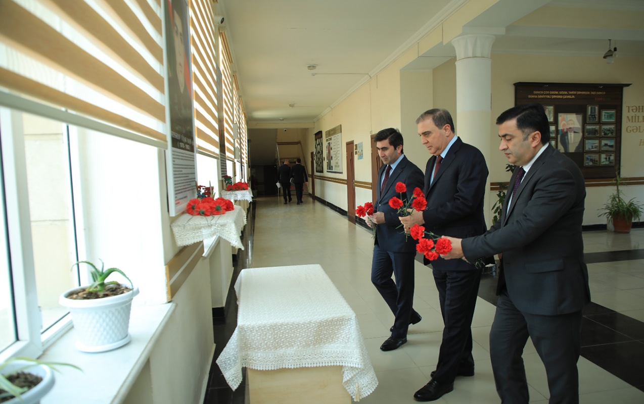 niyazi-bayramov-vetendas-qebulu-kecirdi