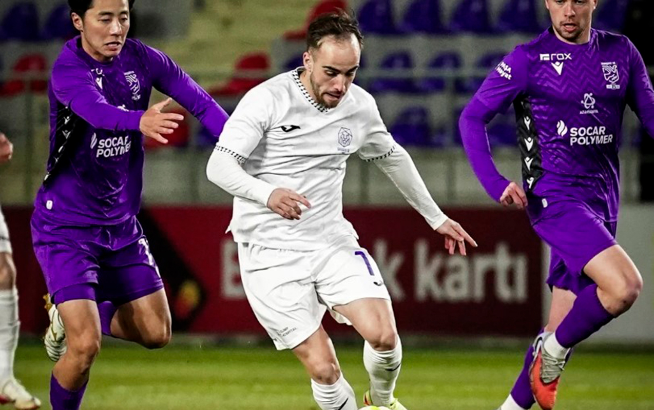 samaxinin-futbolcusu-araz-naxcivanin-bas-mesqcisi-cezalandi