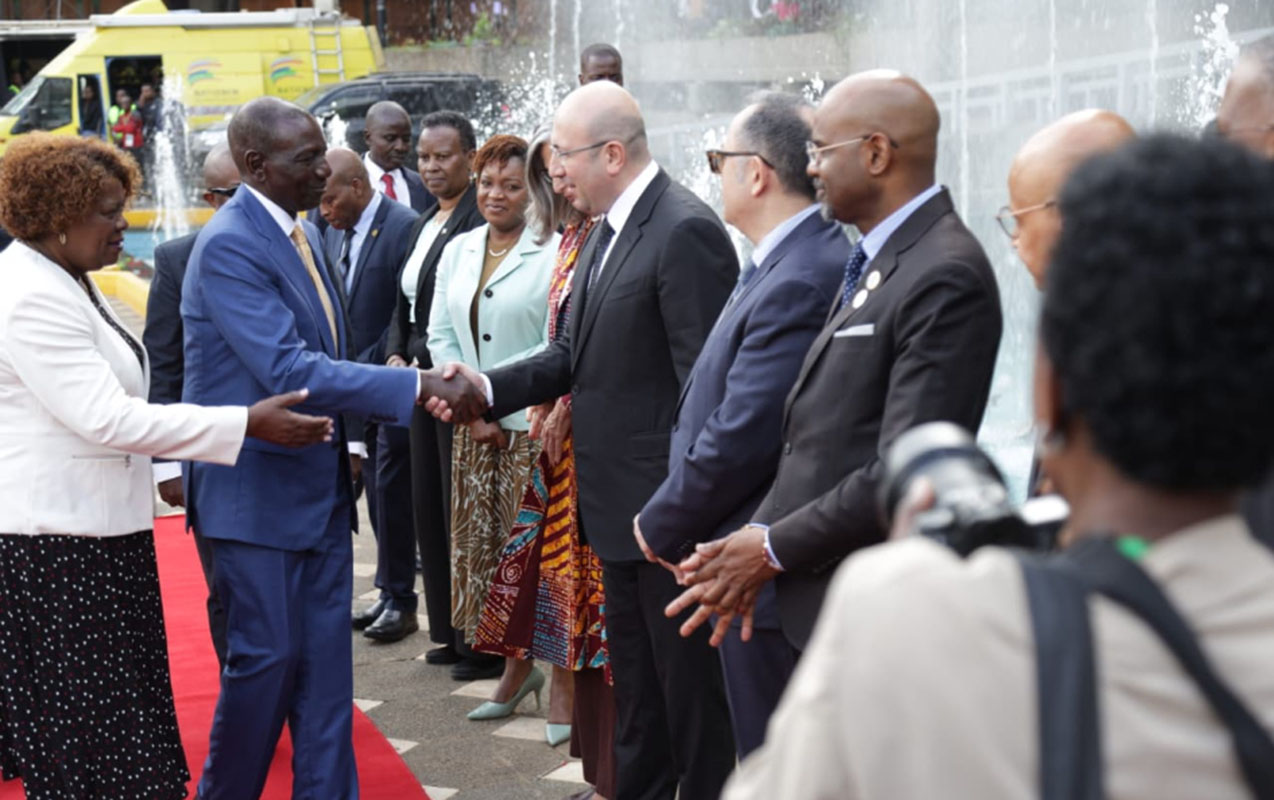 numayende-heyetimiz-ii-afrika-sehersalma-forumunda