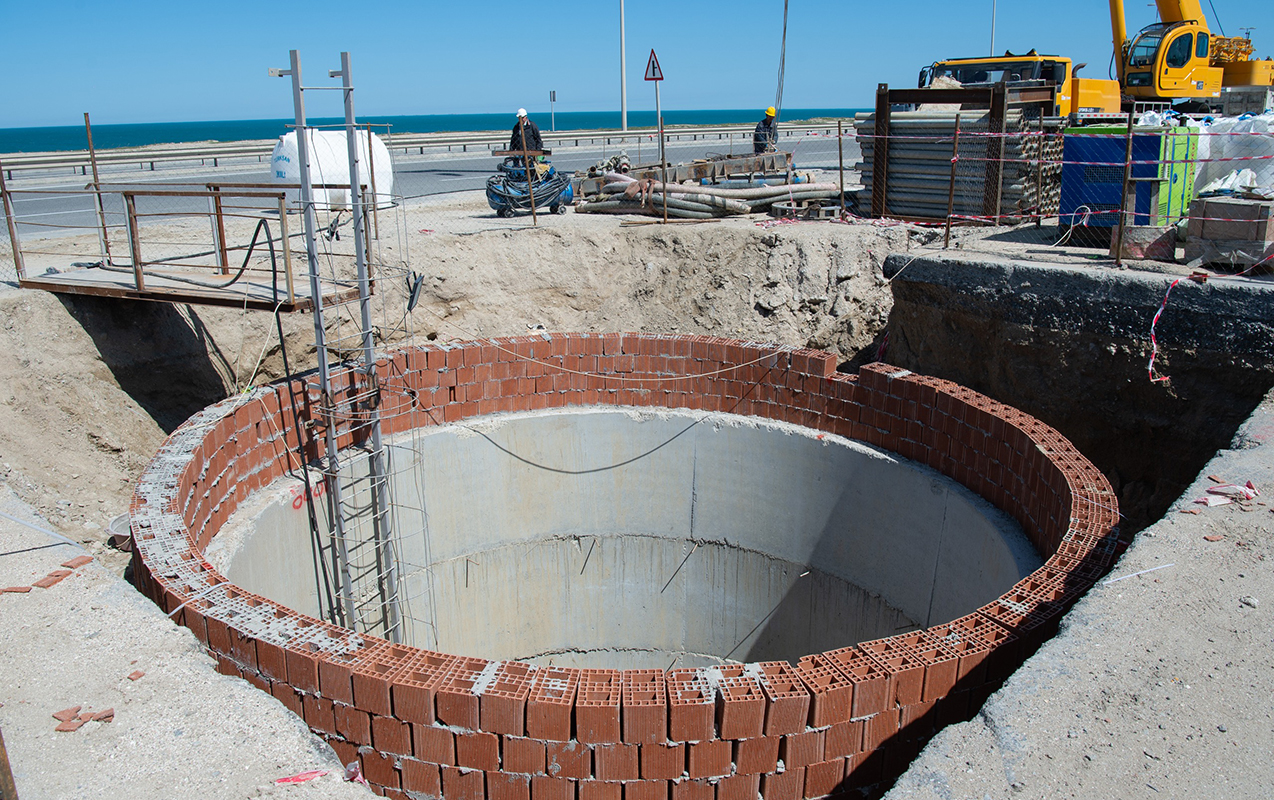 pirsagi-hovzesi-uzre-kanalizasiya-kollektorlari-ve-tullanti-sutemizleyici-qurgu-tikilir