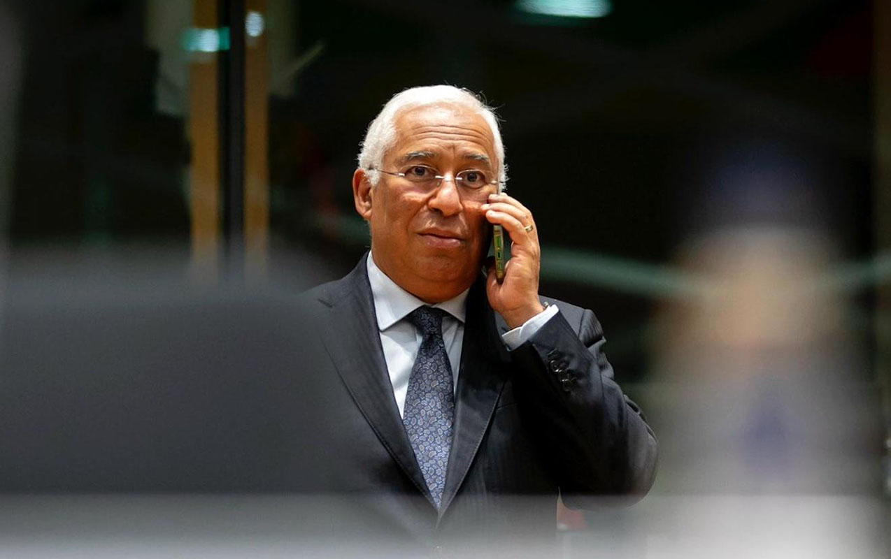 hormuzun-blokadaya-alinmasina-qarsi-cixdi