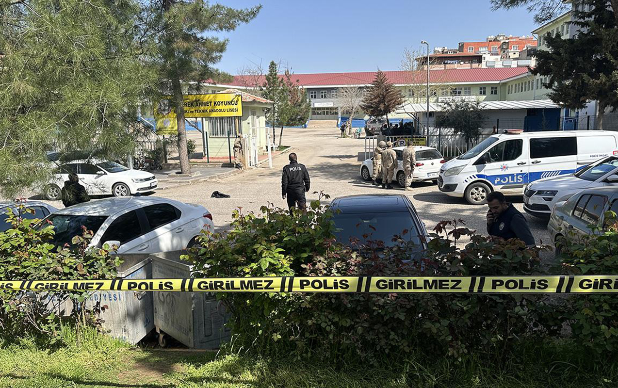 liseye-hucuma-gore-saxlanilanlarin-sayi-16-ya-catdi