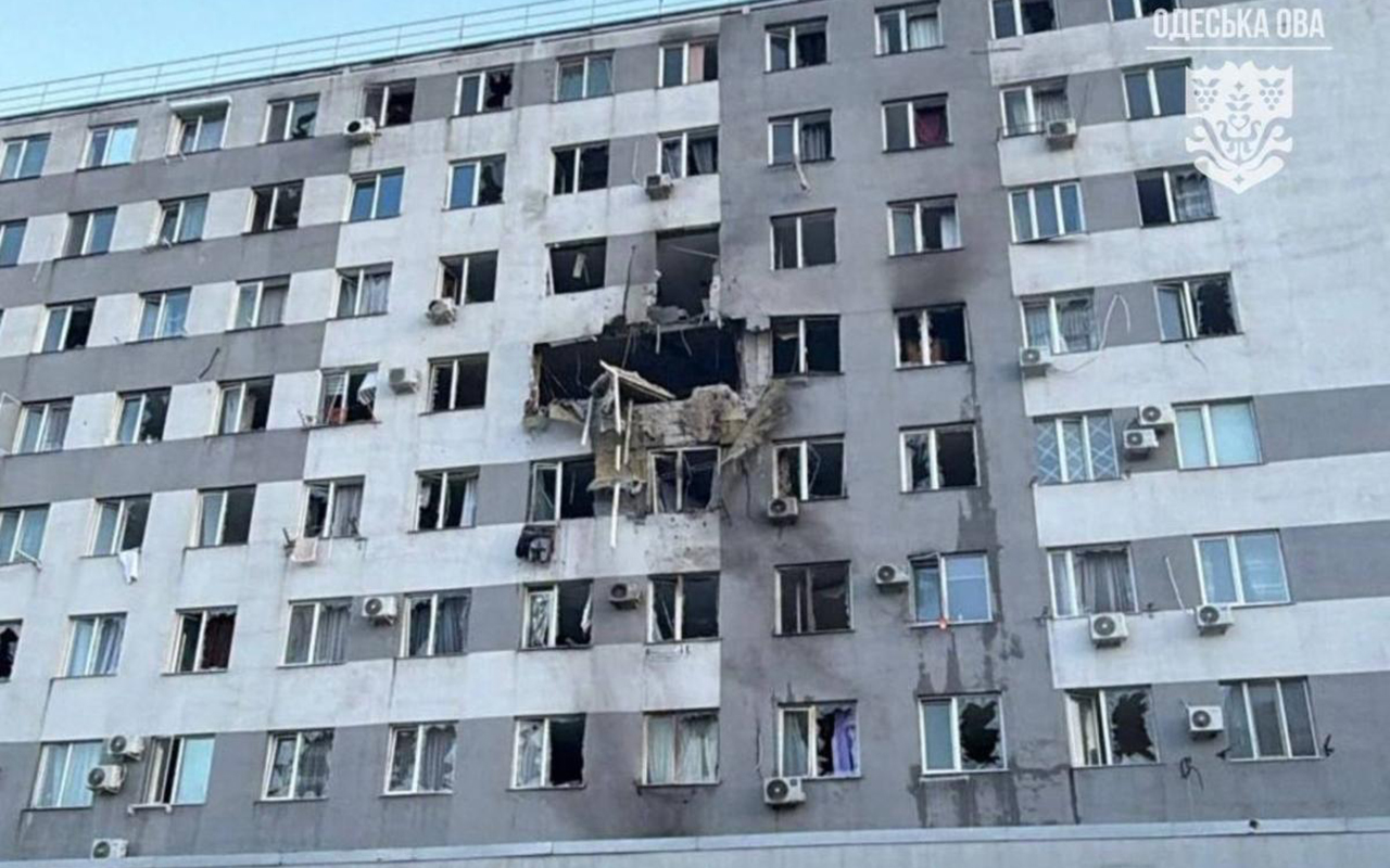 rusiya-ordusu-odessani-vurdu