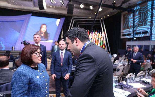 sahibe-qafarova-simonyanla-gorusdu