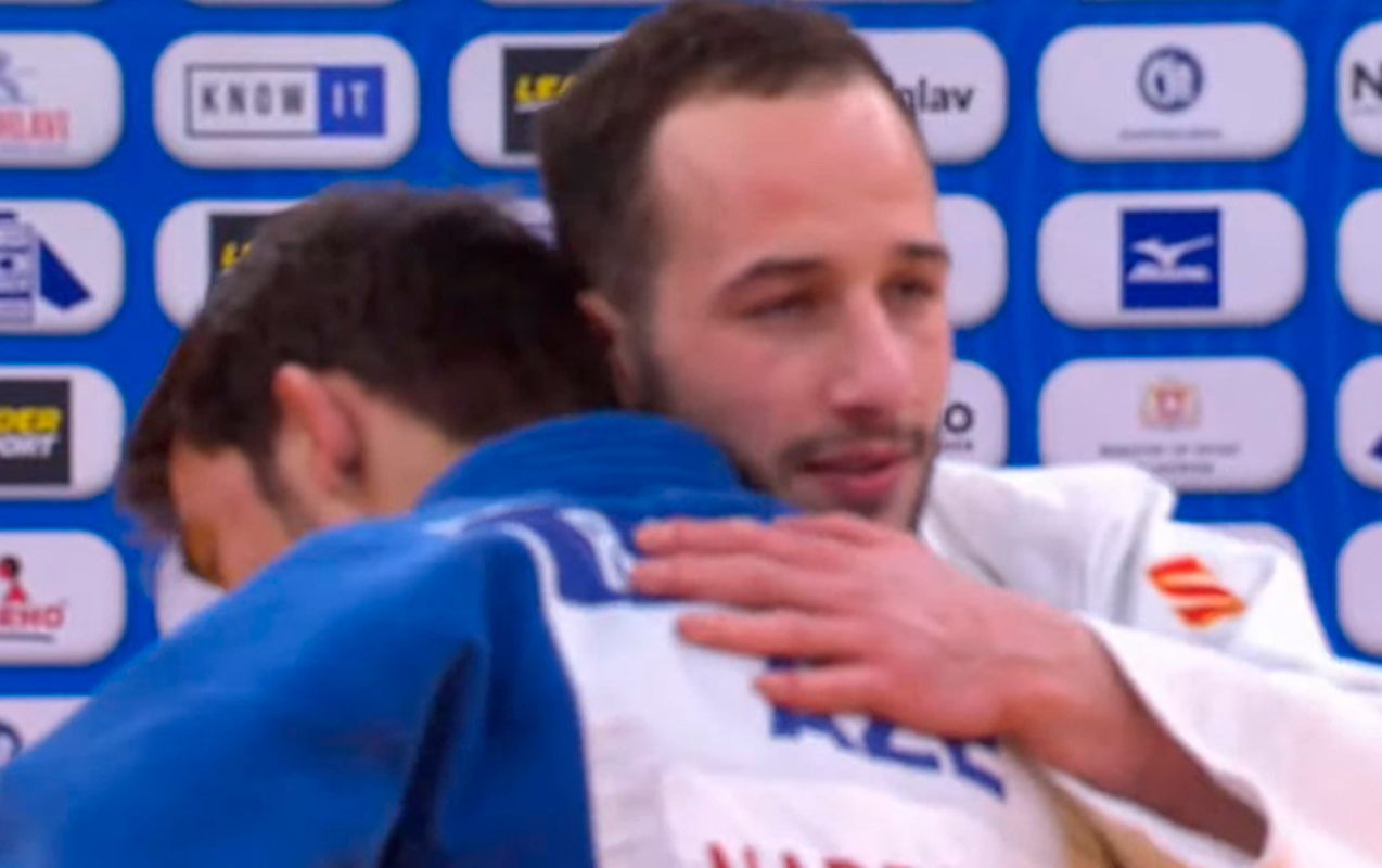 iki-cudocumuz-ac-de-qarsilasdi