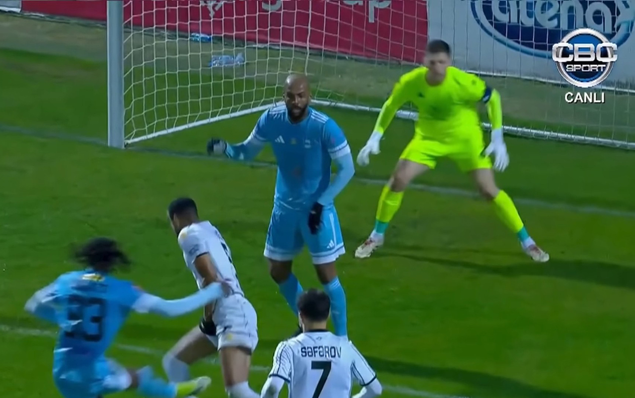 butun-azerbaycanin-gorduyu-ofsayd