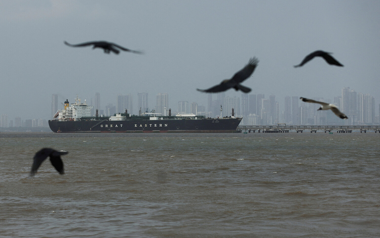 iran-bu-vaxta-qeder-hormuze-nezaret-edecek