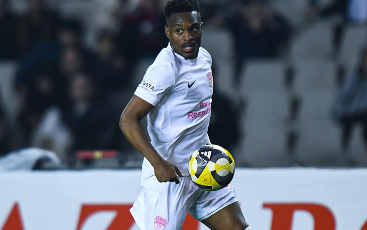 sabahin-futbolcusunun-uzunde-siniq-askarlandi