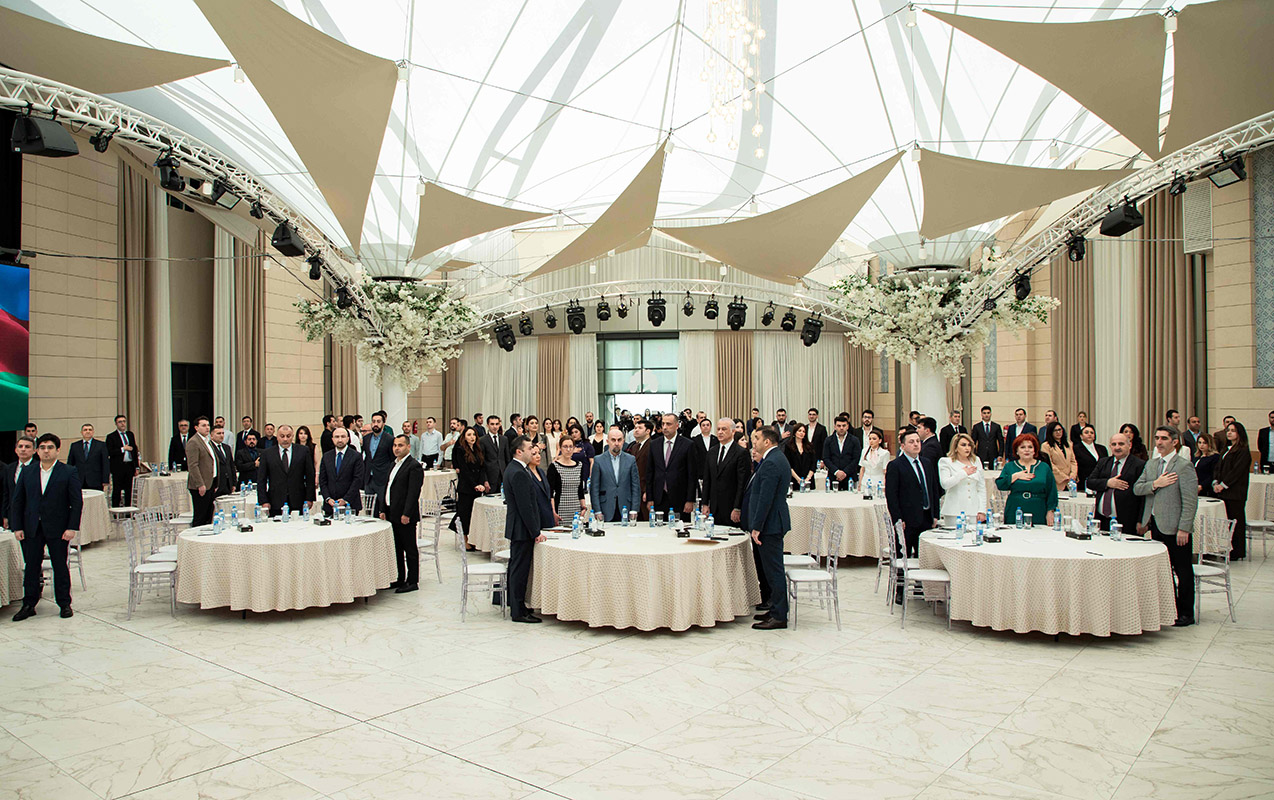 azersun-holdinqin-desteyi-ile-vikipediyanin-25-illiyi-qeyd-olundu