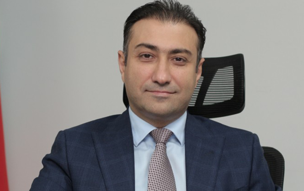 tebib-sedri-5-musaviri-ve-departament-rehberini-isden-cixardi