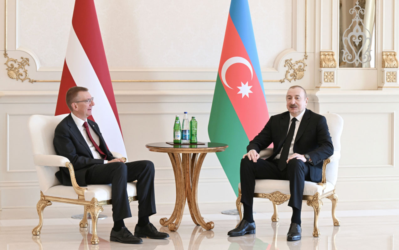 prezidentin-sosial-sebeke-hesablarinda-edqars-rinkevicsle-gorusu-ile-bagli-paylasim-edilib