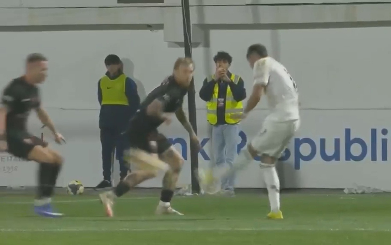 mubahiseye-sebeb-olan-hemin-penalti-epizodu