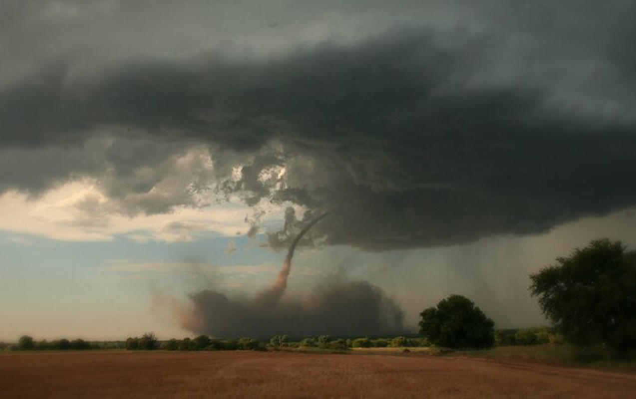 abs-de-tornado-herbi-bazaya-zerer-vurdu