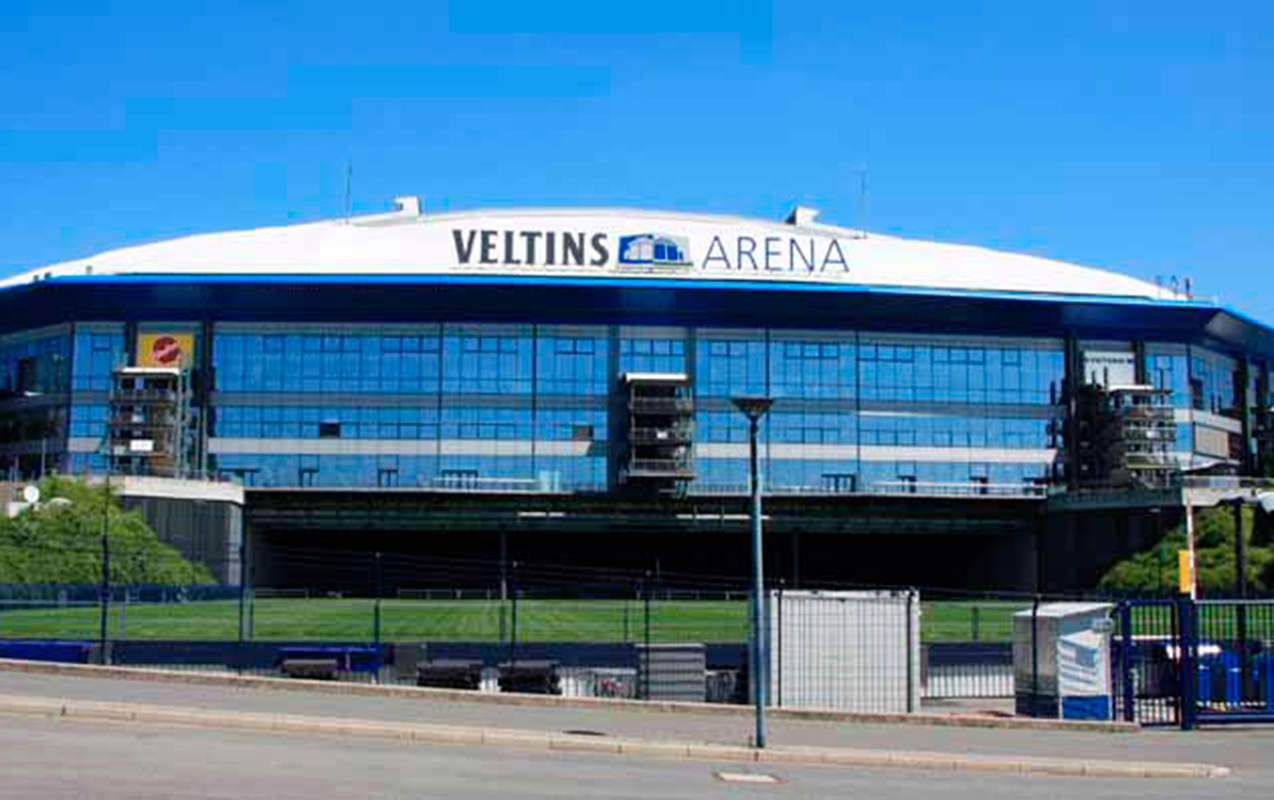 salkenin-stadionunda-meyit-tapildi