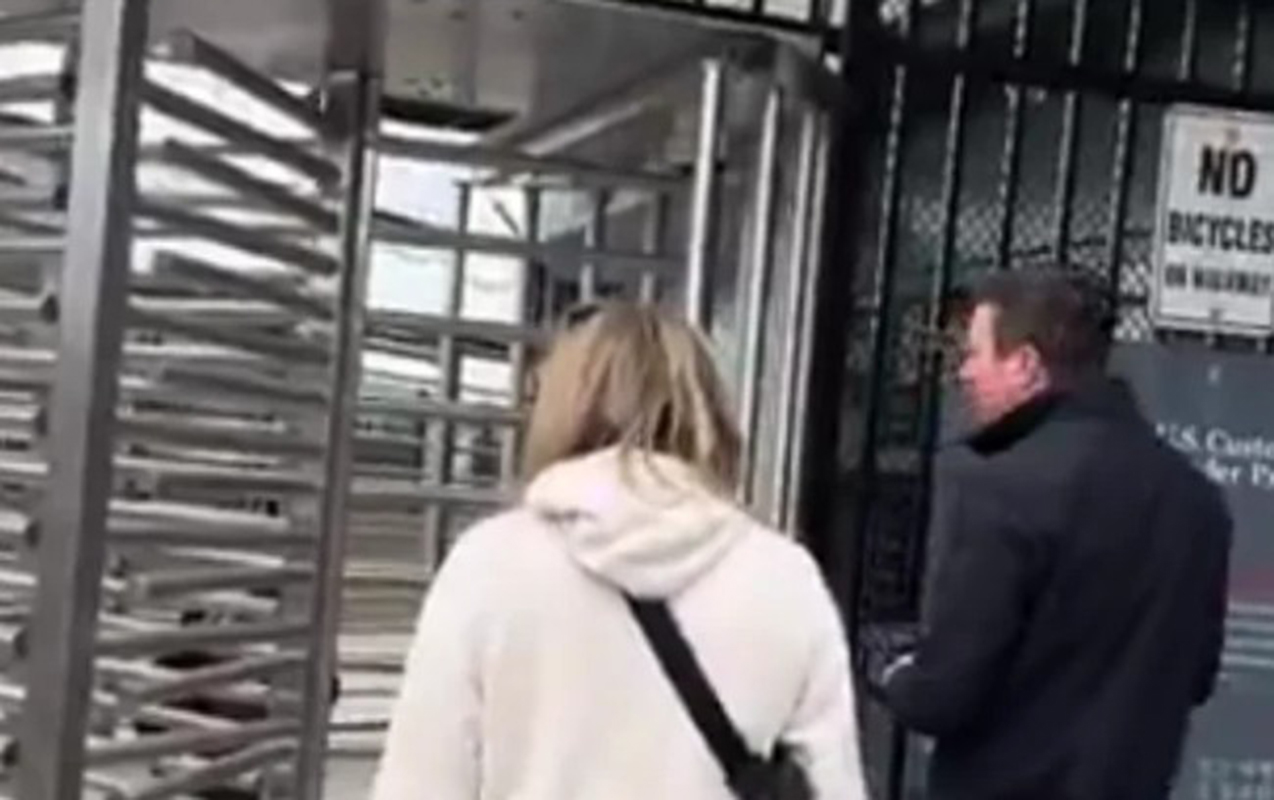 oyuna-dalib-tesadufen-serhedi-kecdi