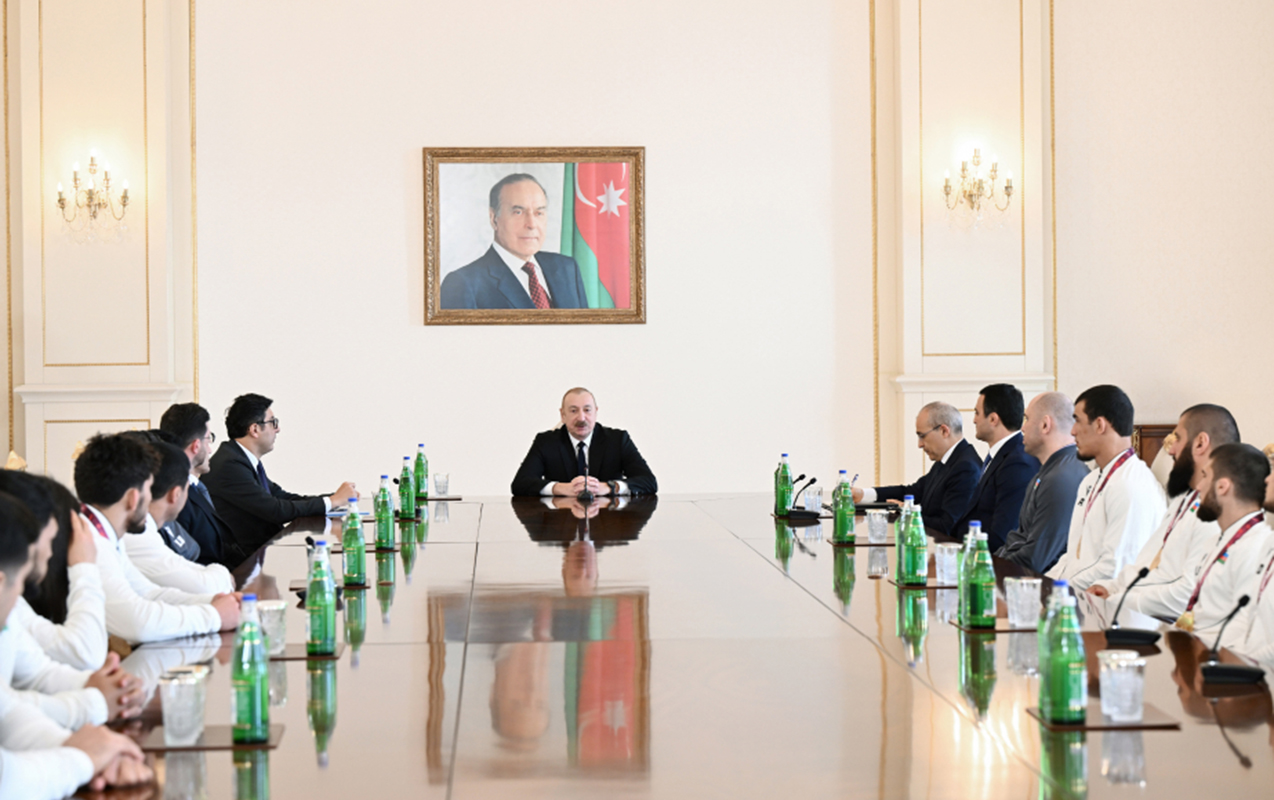 prezident-cempion-olan-gulescileri-qebul-etdi