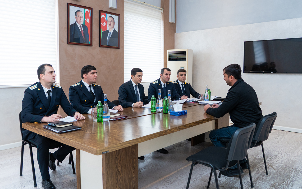 nazir-semkirde-vetendaslari-qebul-etdi