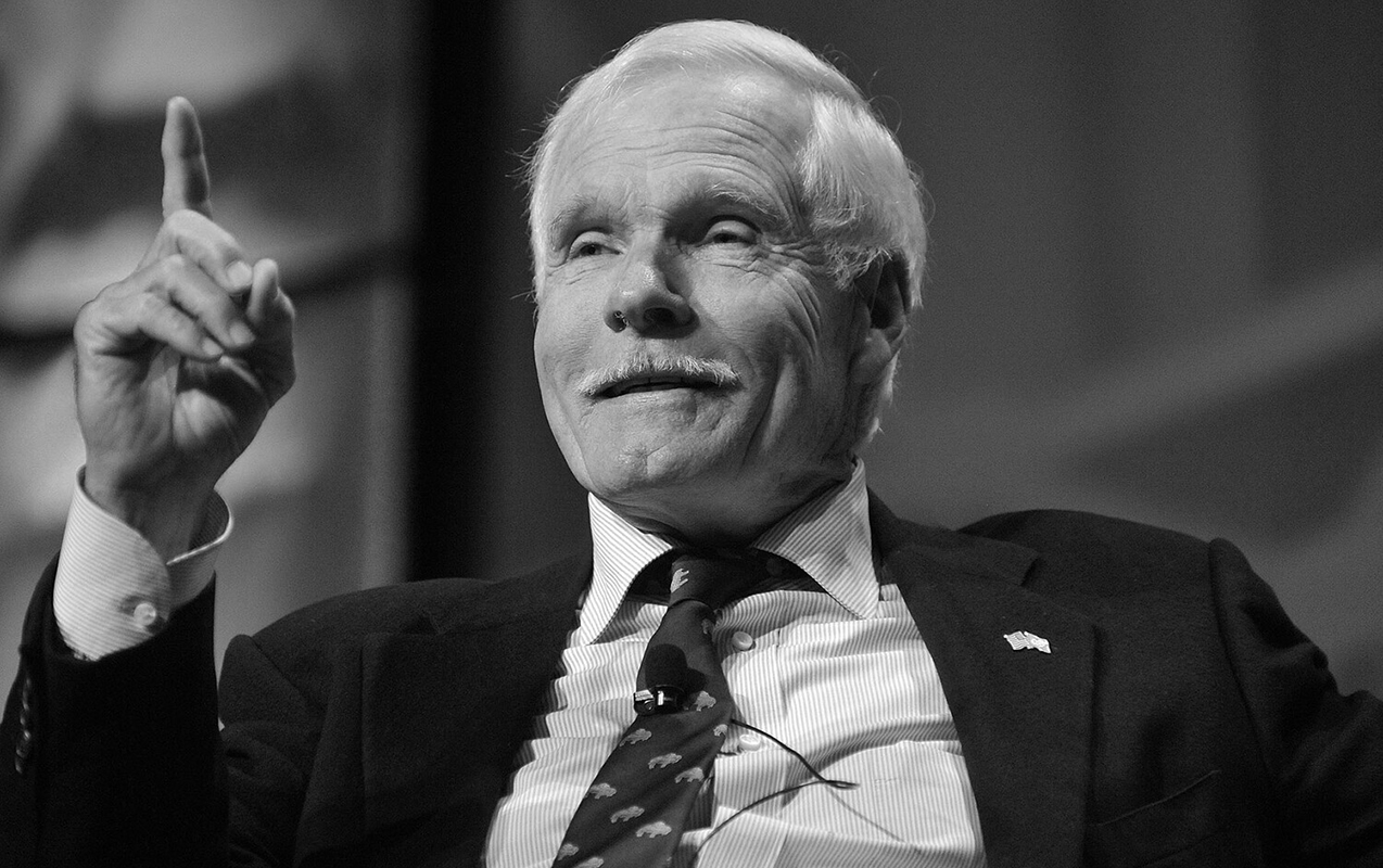 cnn-in-qurucusu-87-yasinda-vefat-etdi