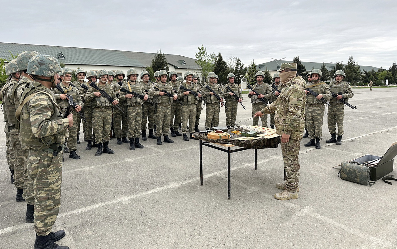 herbi-telim-toplanislarindan-boyun-qaciranlari