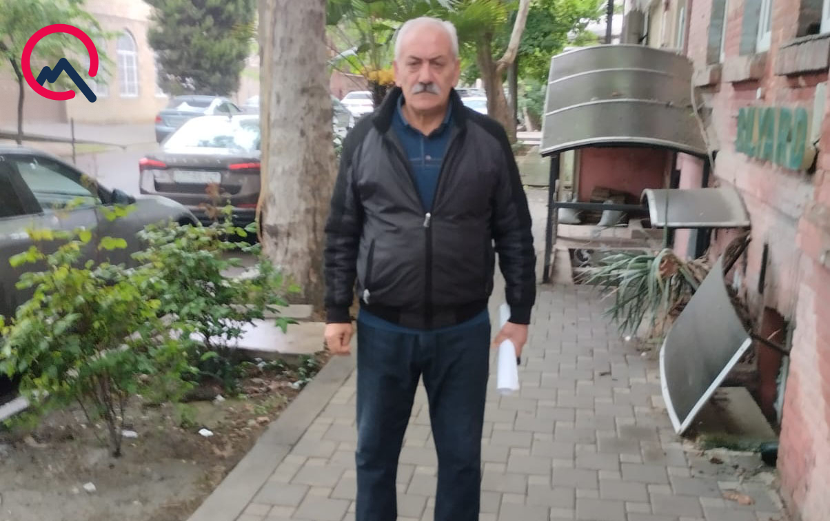evimi-satib-iscilerin-pulunu-verdim-cibimde-bir-qepiyim-yoxdur