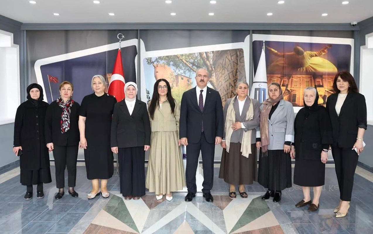 sehid-aileleri-turkiyenin-canaqqala-seherini-ziyaret-etdiler