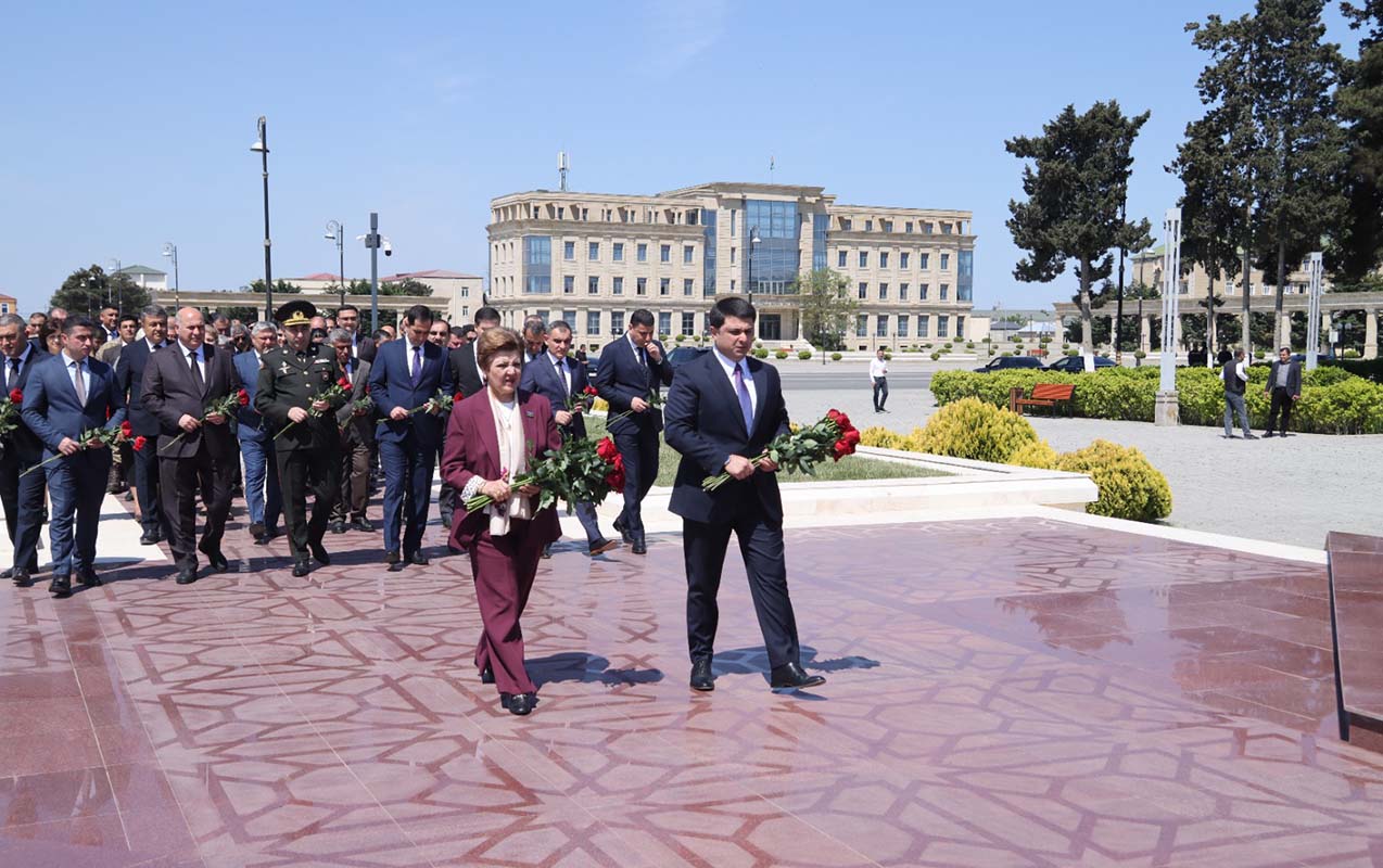 neftcalada-ulu-onderin-103-illiyi-qeyd-olundu