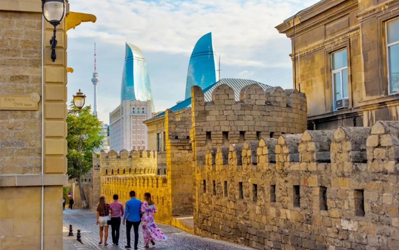 wuf13-ile-bagli-gelen-turistler-bu-telebden-azad-edildi