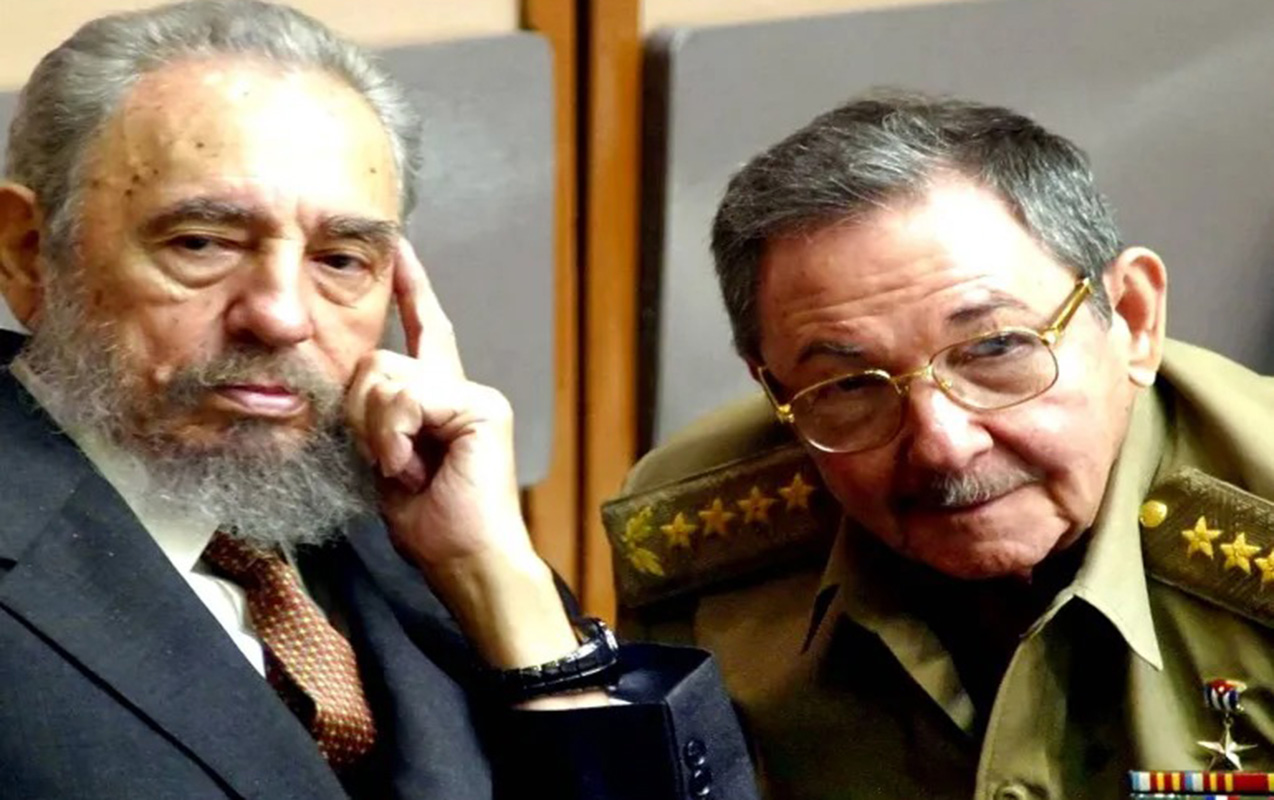 fidel-kastronun-qardasina-qarsi-ittiham-ireli-surmeye-hazirlasirlar