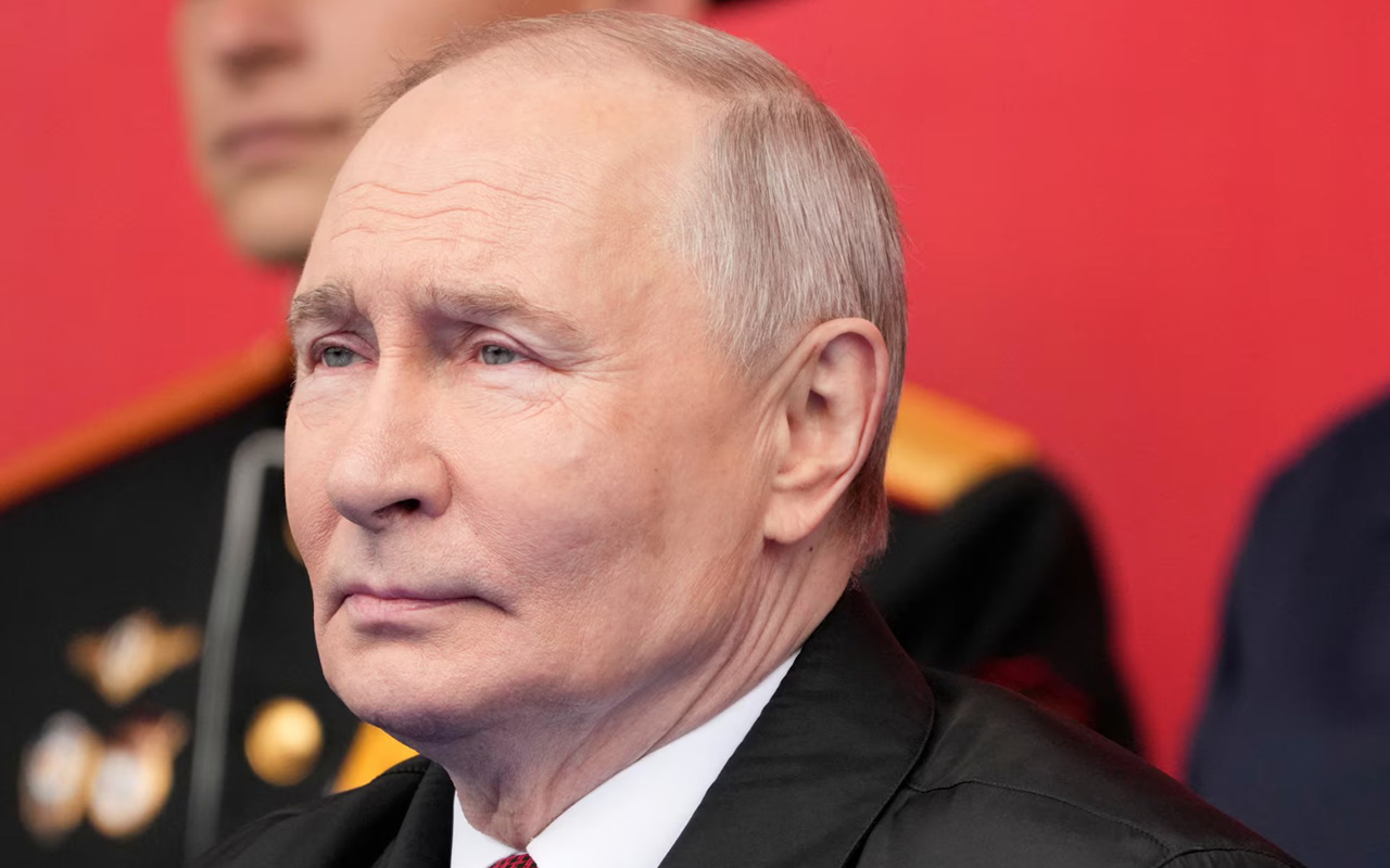 putin-de-cine-gedir