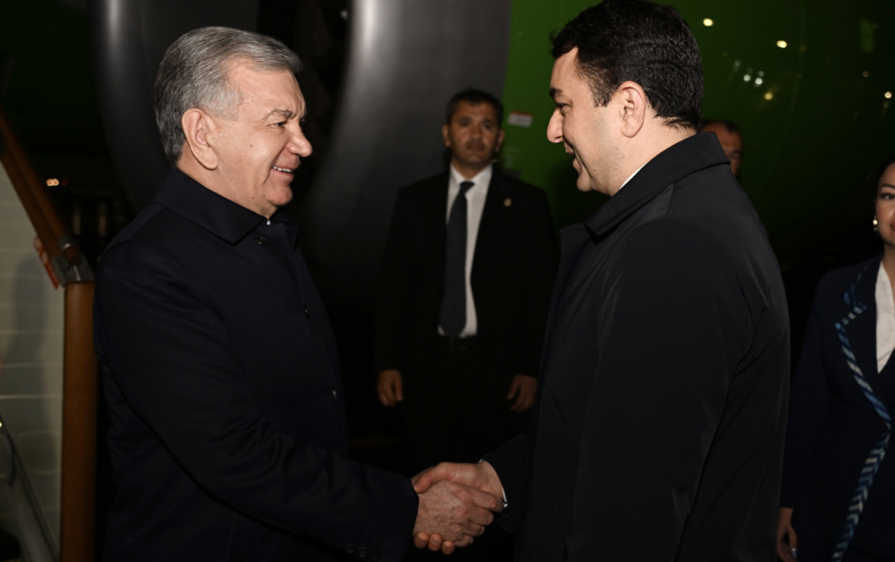 mirziyoyev-bakida