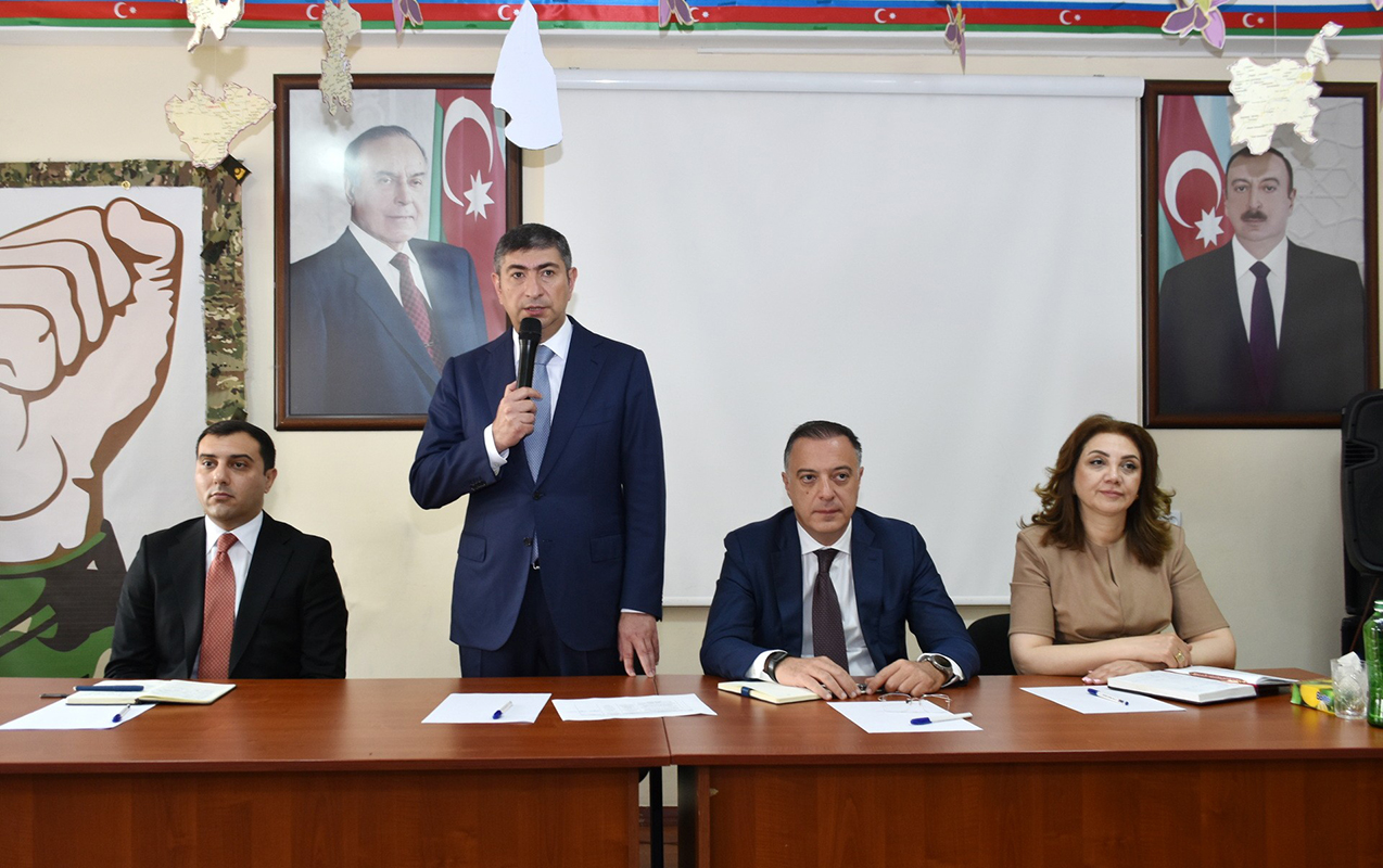 elsad-hesenov-novbeti-qebul-kecirdi