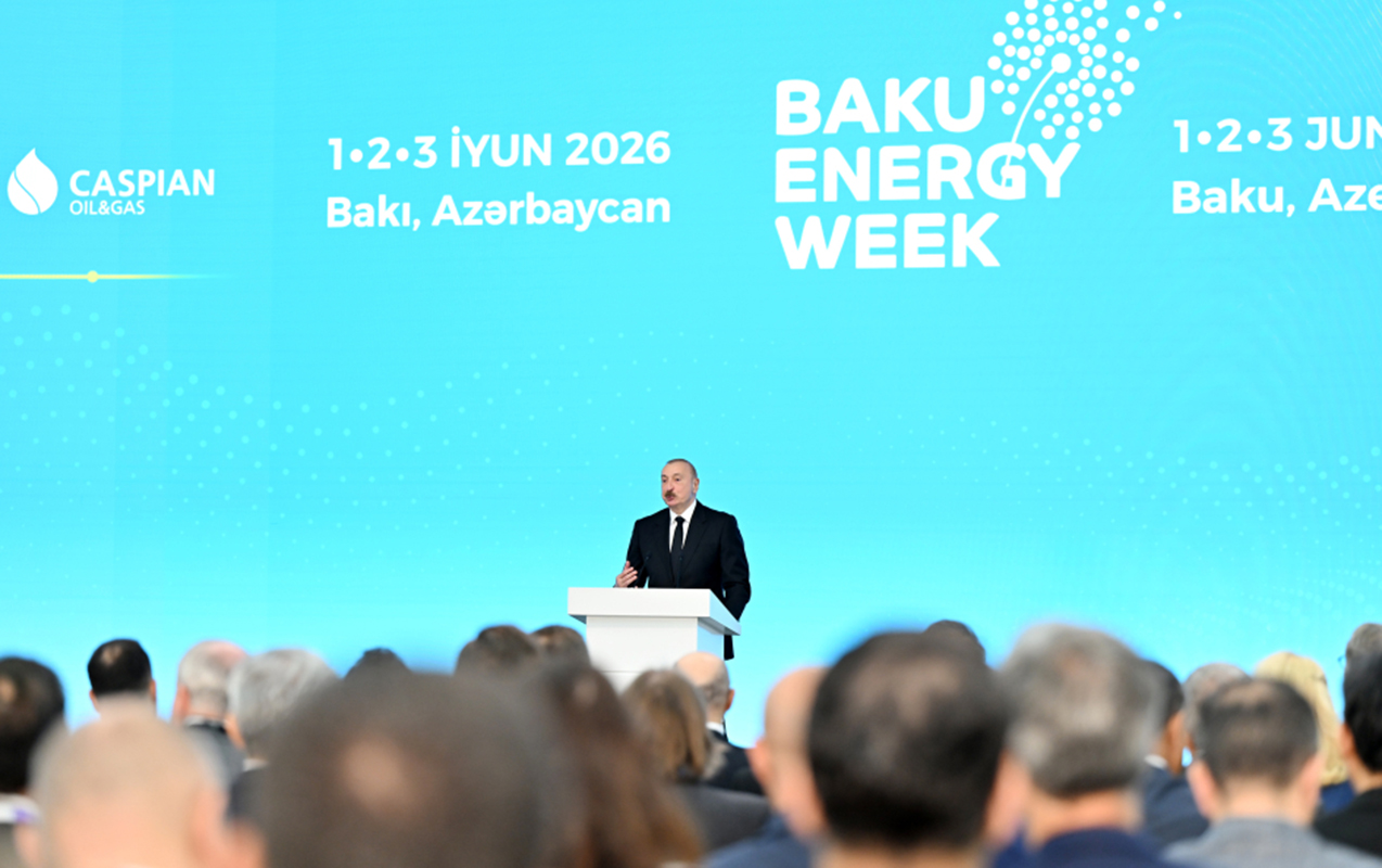 prezidentden-baki-enerji-heftesinin-istirakcilarina
