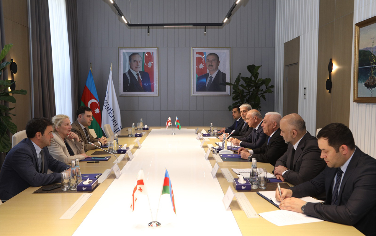 azerbaycanla-gurcustan-enerji-emekdasligini-muzakire-etdi