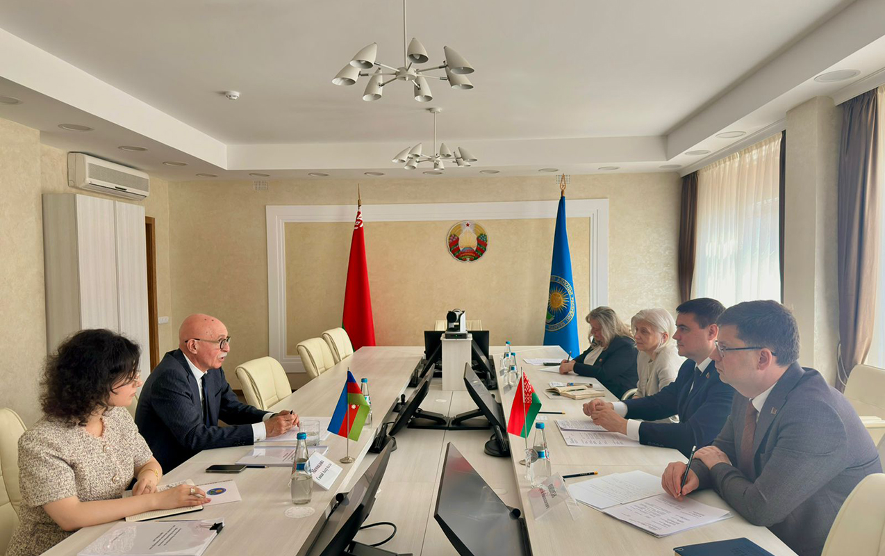 nazir-muavini-belarusda-gorusler-kecirdi