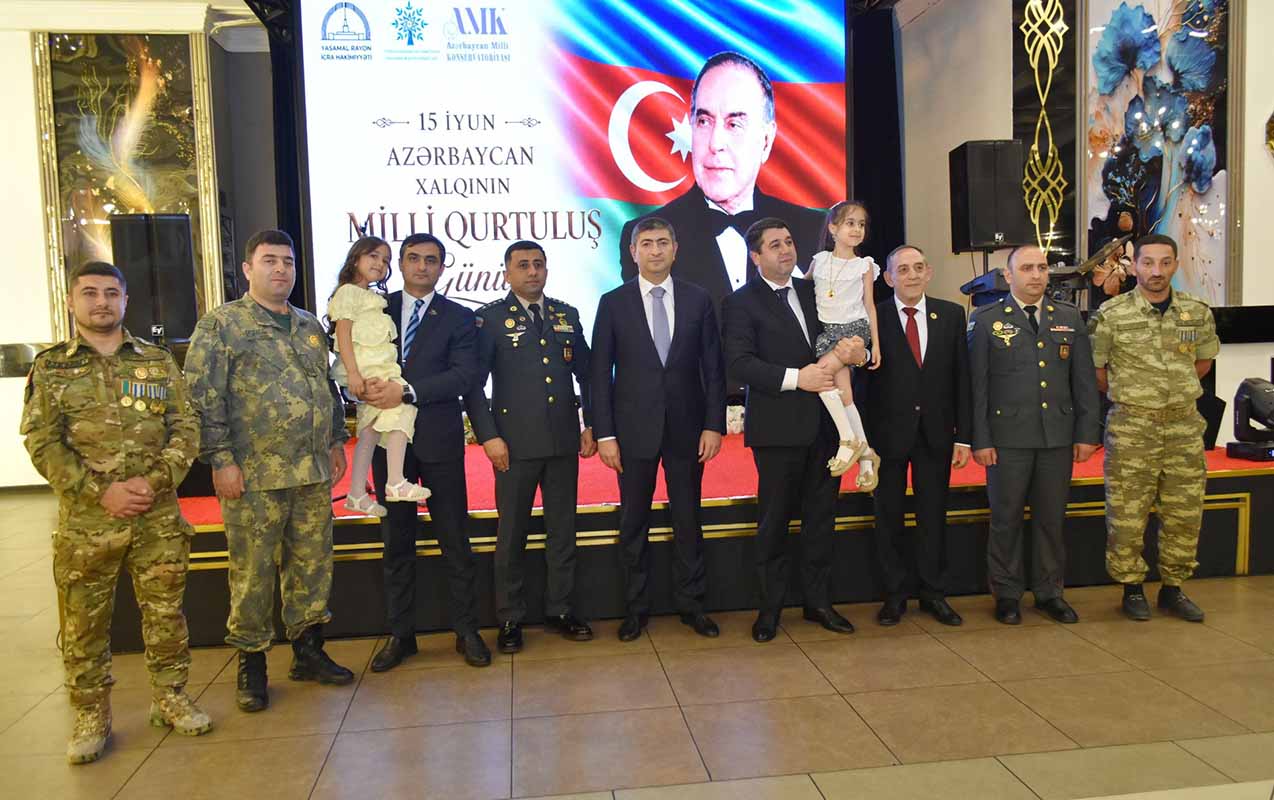 yasamal-ictimaiyyeti-milli-qurtulus-gununu-qeyd-edib