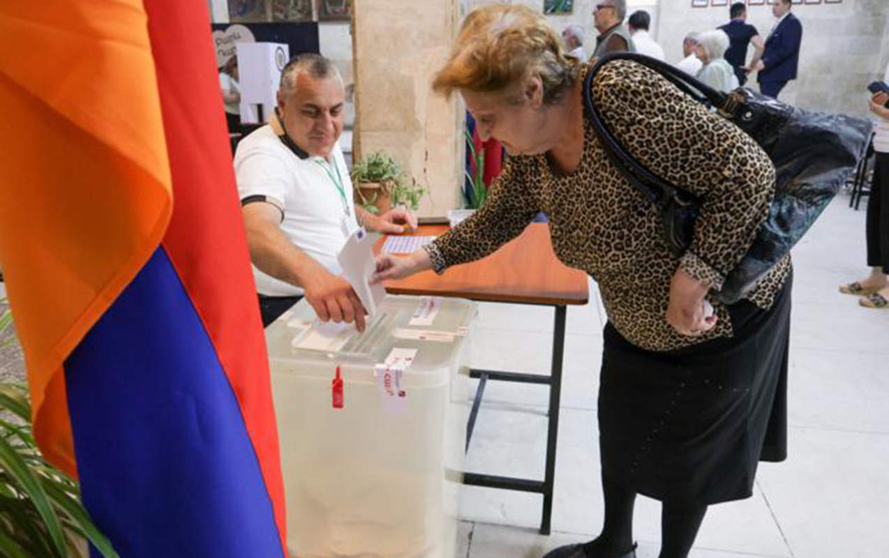 guclu-ermenistan-da-secki-neticelerinin-legvini-teleb-etdi