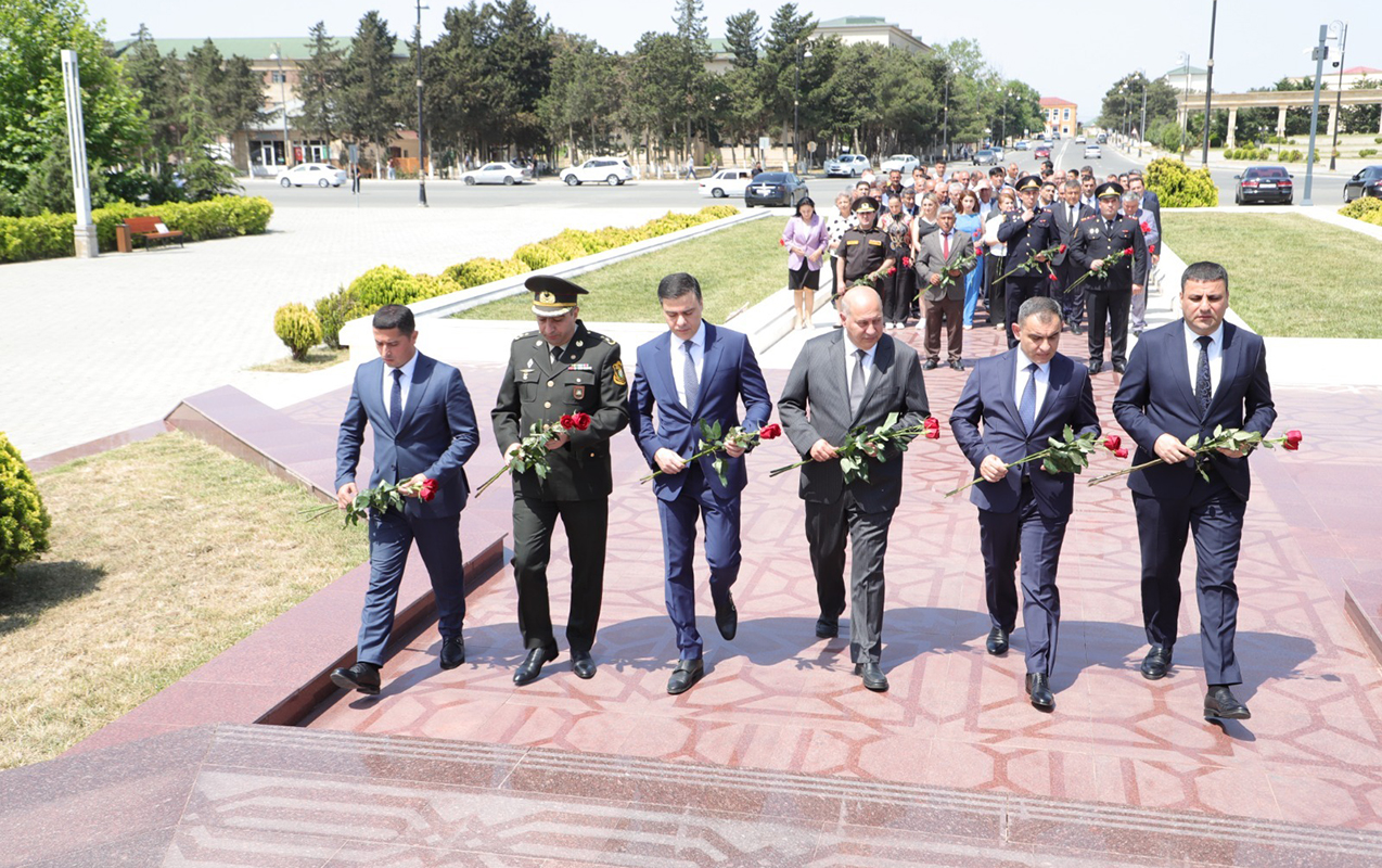 neftcalada-tariximizin-donus-ani-milli-qurtulus-gunu-adli-tedbir-kecirildi