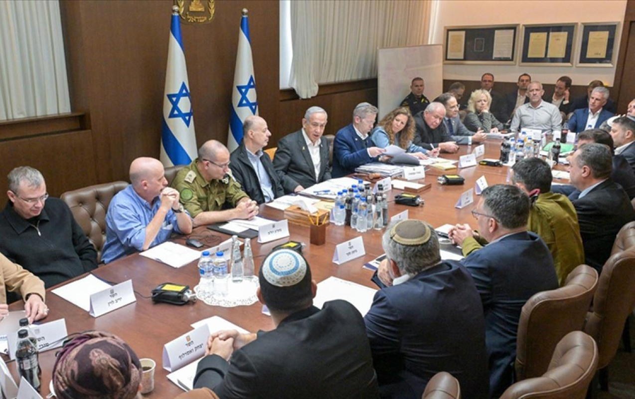 bizi-trampin-qarsisinda-utandirdiniz