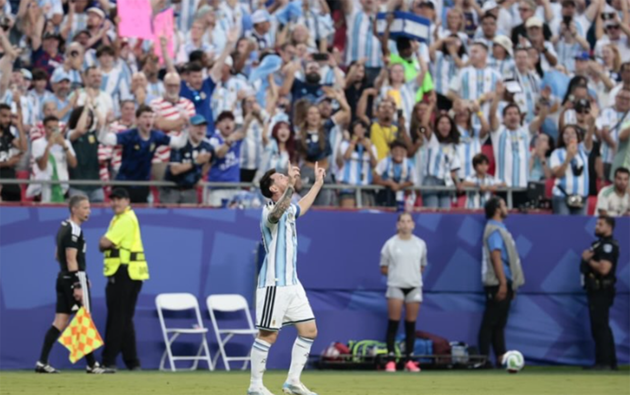messi-dc-ler-tarixinde-en-cox-qol-vuran-iki-oyuncudan-biridir