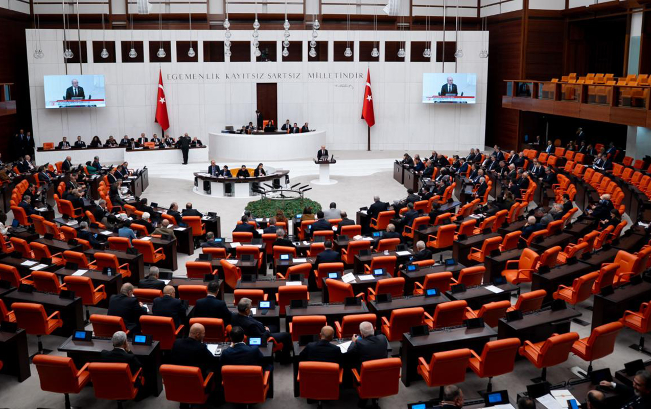 turkiye-parlamentinin-is-muddeti-uzadildi
