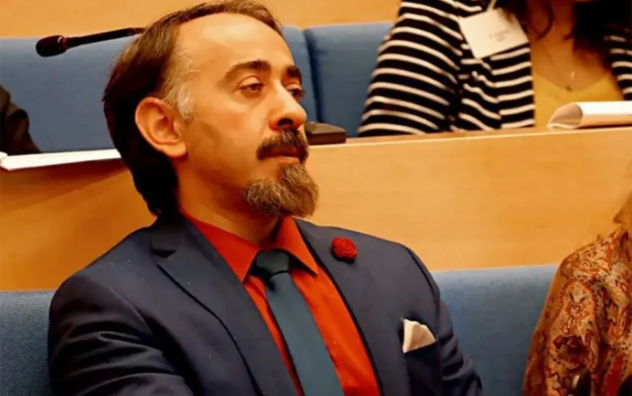 onunla-son-saatlarimi-kecirirem