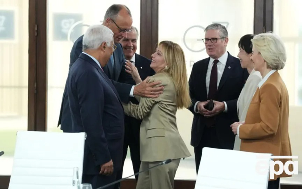 meloni-siqareti-tergitdiyini-aciqladi