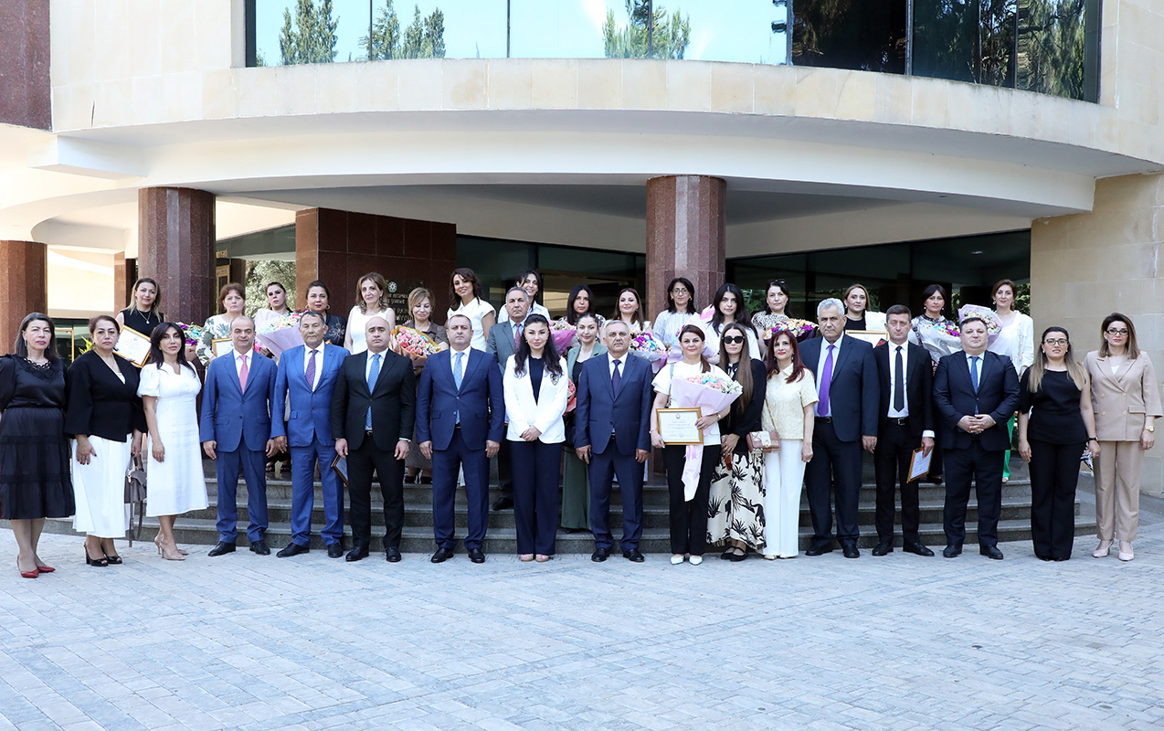 suraxanida-tibb-iscilerinin-pese-bayrami-qeyd-olundu